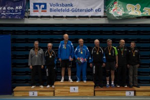 Gert Lang und Ulrich Dochtermann (Foto: Ganz rechts) bei der Siegerehrung im Doppel